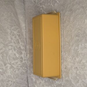 Tupperware Butter Dish 🧈